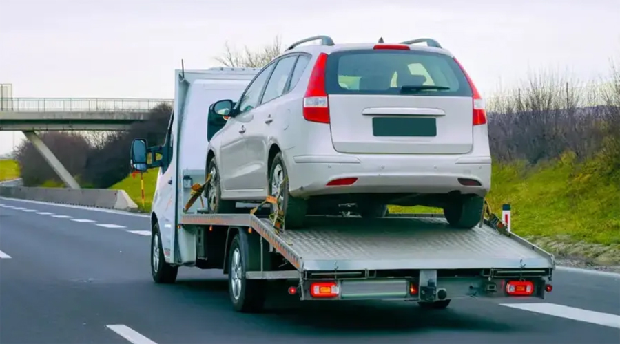 Transport automobila na šleperu
